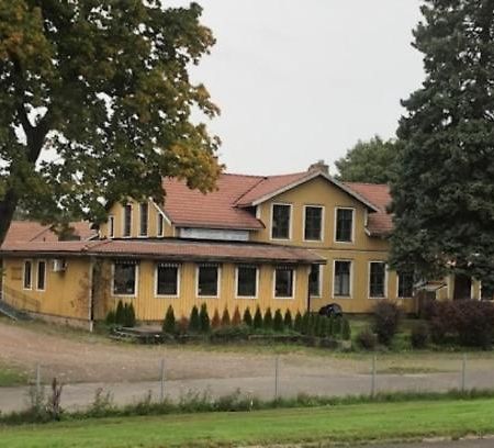 Gastis I Floby Ab Albergue Exterior foto